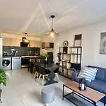 La Coquille: Bright, Cozy, 3 Min From Parc Expo Apartamento *