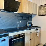 La Coquille: Bright, Cozy, 3 Min From Parc Expo Apartamento Poitiers