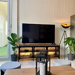 Apartamento La Coquille: Bright, Cozy, 3 Min From Parc Expo *