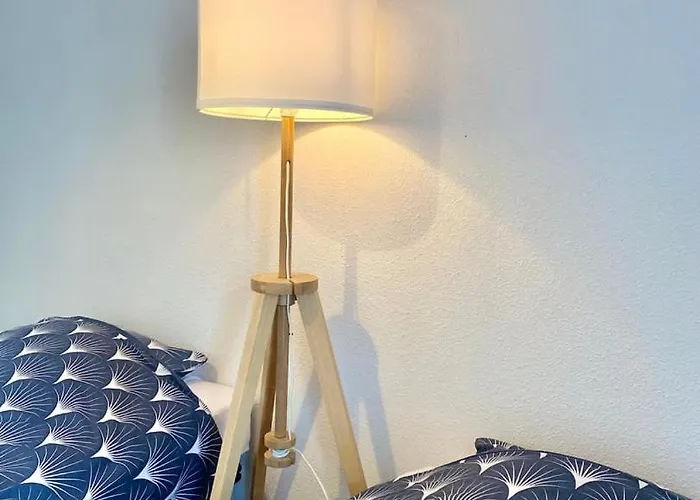 La Coquille: Bright, Cozy, 3 Min From Parc Expo